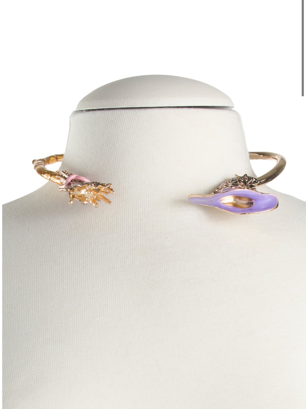 NWT Betsey Johnson Gold Witchy Broom Collar Necklace - Picture 2 of 7